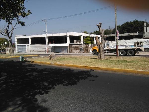Morelos,Plaza Comercial,1226,venta casas,piscina,bienes raices,inmobiliaria